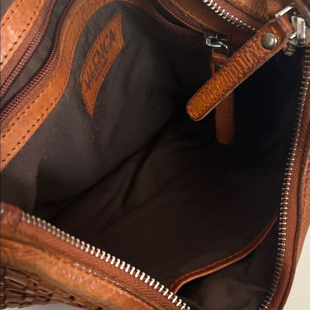 Vilenca Woven Tan Leather Crossbody Bag - Picture 4 of 8
